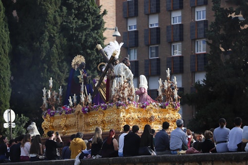 Así hemos vivido el Lunes Santo en Granada