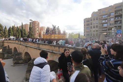 Así hemos vivido el Lunes Santo en Granada